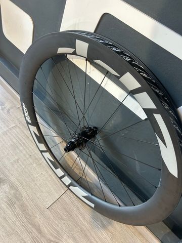 Używany Zipp 303 XPLR 2026 bike — zdjęcie 2 z 10