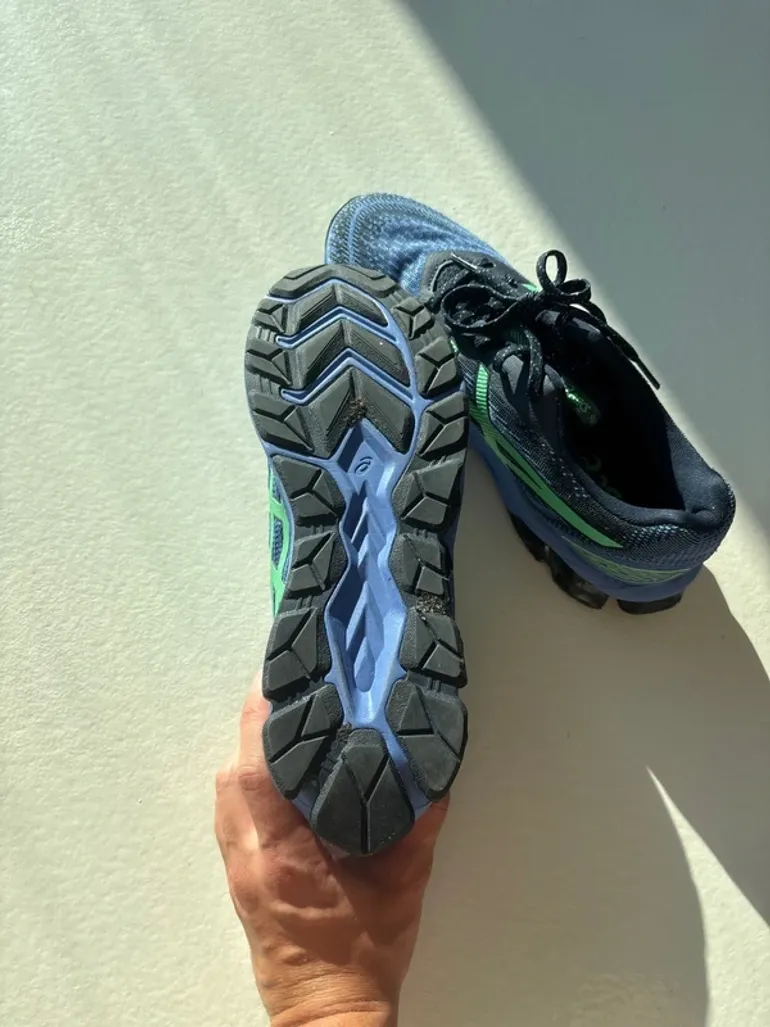 Tweedehands Asics Schuhe 42, 5 bike — afbeelding 5 van 5