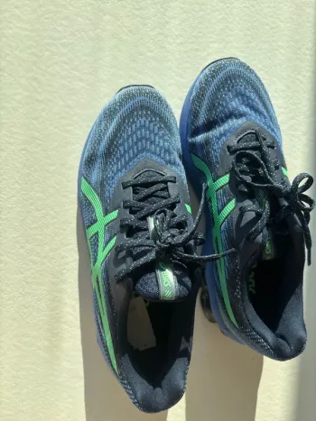 Tweedehands Asics Schuhe 42, 5 bike — afbeelding 2 van 5