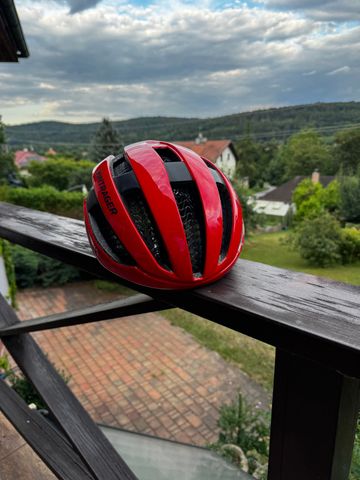 Used Bontrager Circuit WaveCel Helmet bike — image 2 of 5