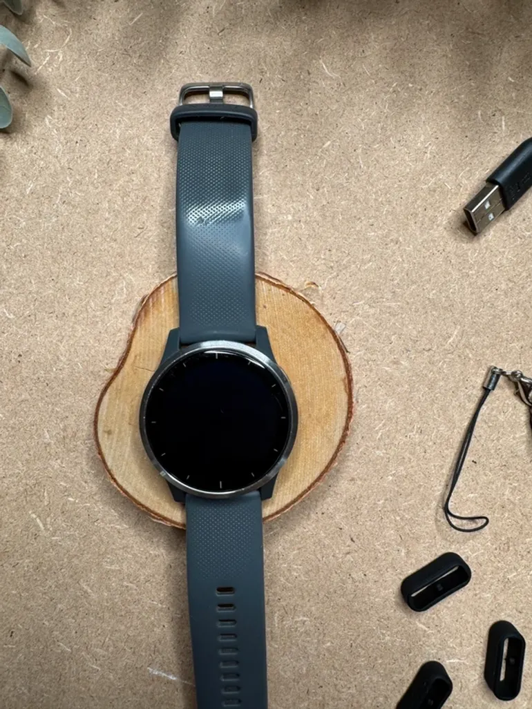 Garmin Vivoactive 4 bike usato — immagine 4 di 13