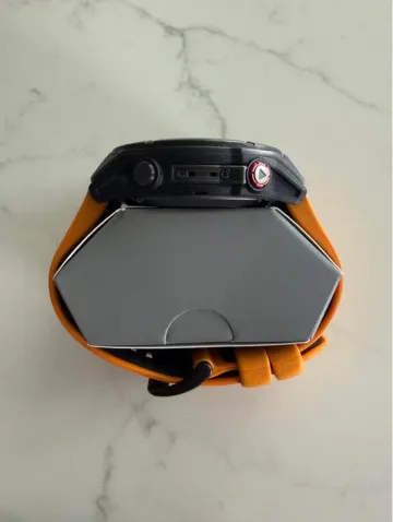 Used Garmin Fenix 8 Pro bike — image 6 of 10