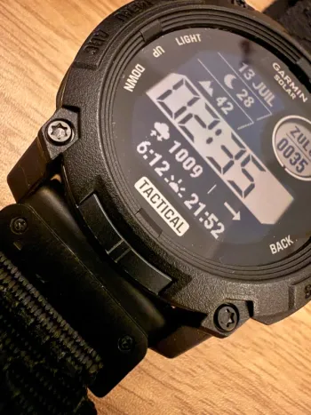 Garmin Instinct 3 Solar Tactical Edition bike d'occasion — image 3 sur 13