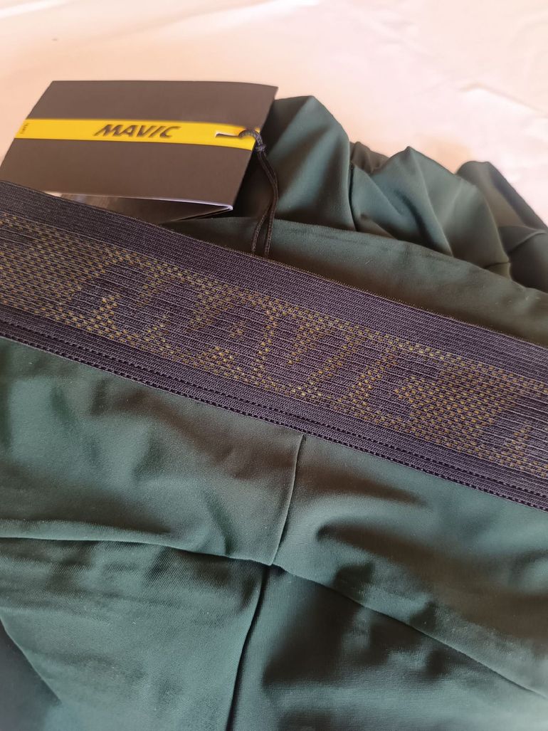 Used Mavic Aksium 2026 bike — image 4 of 8