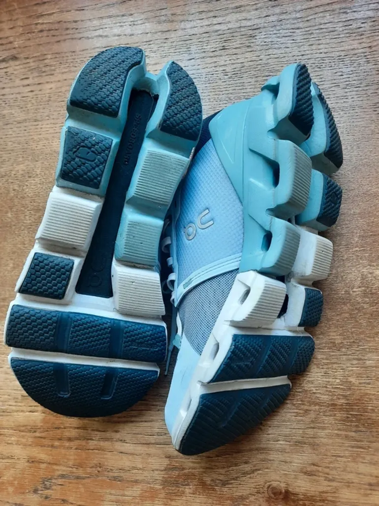 Used On Running Cloudflyer 4 bike — image 4 of 7