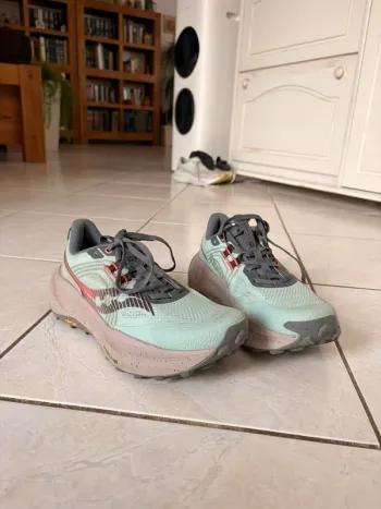 Used Saucony Xodus Ultra 4 bike