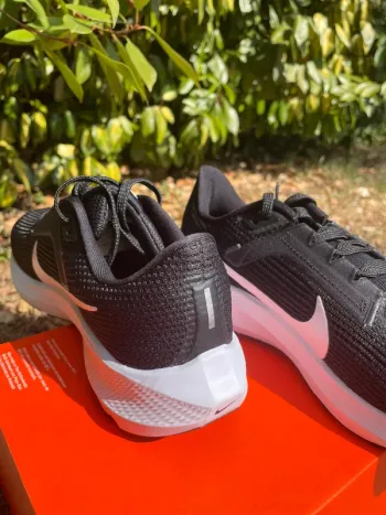 Gebrauchtes Pegasus W Nike Air Zoom 40 bike — Bild 9 von 12