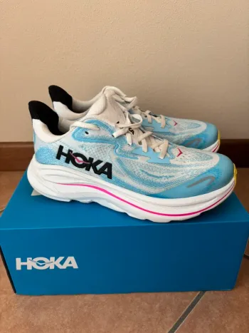Tweedehands Hoka Clifton 10 bike