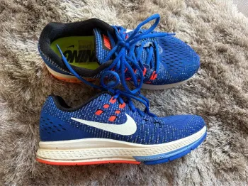 Brugt Nike running shoes bike