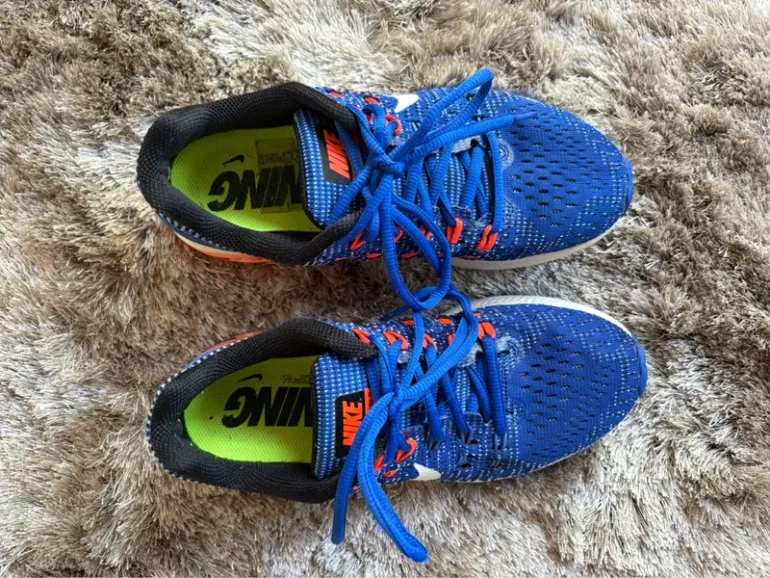 Brugt Nike running shoes bike — billede 3 af 3