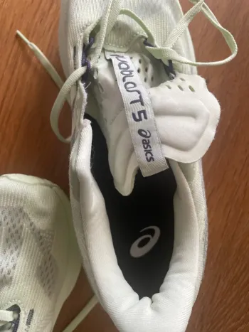 Gebrauchtes Asics Novablast 5 bike — Bild 4 von 5