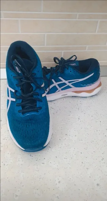 Gebrauchtes Asics Gel Nimbus 24 bike — Bild 2 von 9