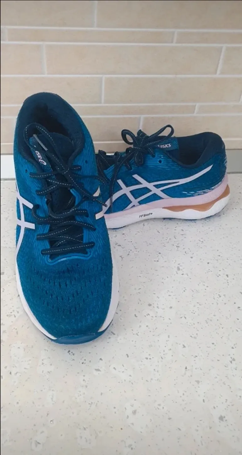 Gebrauchtes Asics Gel Nimbus 24 bike — Bild 2 von 9