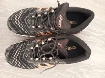 Tweedehands Asics Gel Quantum 360 bike — afbeelding 4 van 9