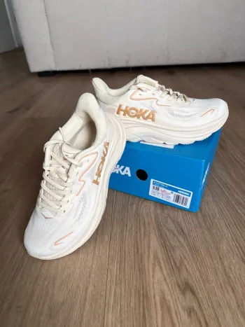 Tweedehands Hoka Clifton 10 bike