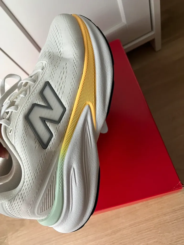 Used New Balance Fresh Foam x Kaiha V2 bike — image 6 of 11