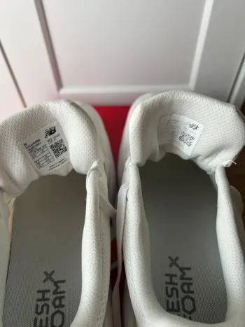 Used New Balance Fresh Foam x Kaiha V2 bike — image 10 of 11
