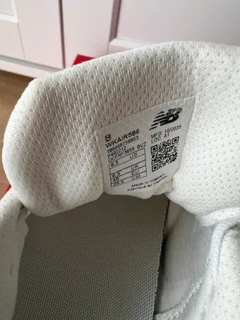 Used New Balance Fresh Foam x Kaiha V2 bike — image 11 of 11