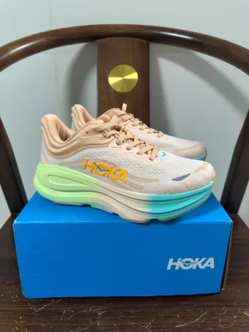 Gebrauchtes Hoka Bondi 9 bike