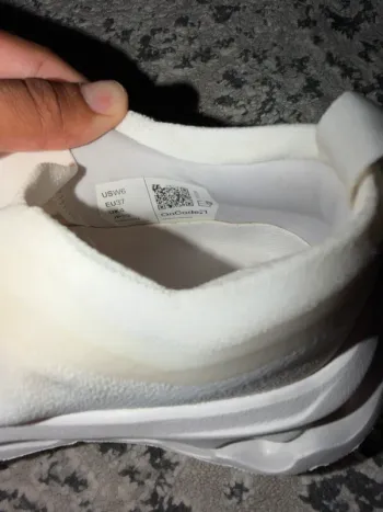 Used On Running On Shoes Size 37 bike — image 4 of 5