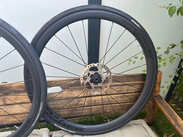 Używany Bontrager Aeolus Elite Wheels bike — zdjęcie 2 z 3