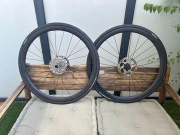 Używany Bontrager Aeolus Elite Wheels bike — zdjęcie 1 z 3