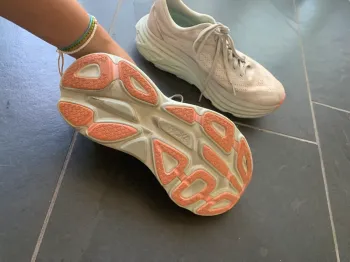 Gebrauchtes Hoka Bondi 8 bike — Bild 3 von 5