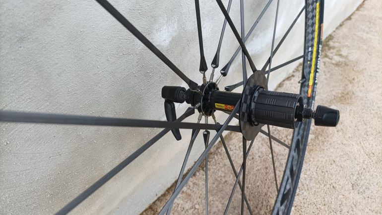 Käytetty Mavic Cosmic Ultimate Wheels 2015 bike — kuva 3 / 5