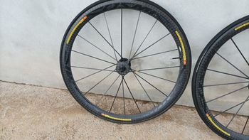Mavic Cosmic Ultimate Wheels 2015 bike usato