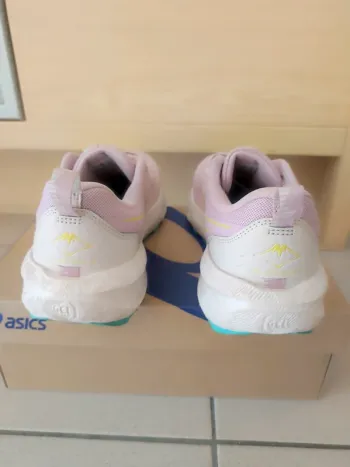 Použité Asics Gel-Sonoma 8 bike — obrázek 7 z 11