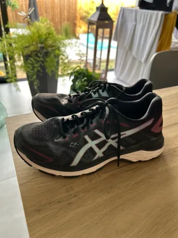Gebrauchtes Asics Baskets bike
