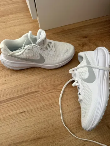 Gebrauchtes Nike Sportschuhe bike — Bild 4 von 4