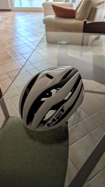 Used MET trenta 2025 bike — image 2 of 7