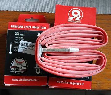 Used Challenge Latex Inner Tubes bike — image 2 of 2