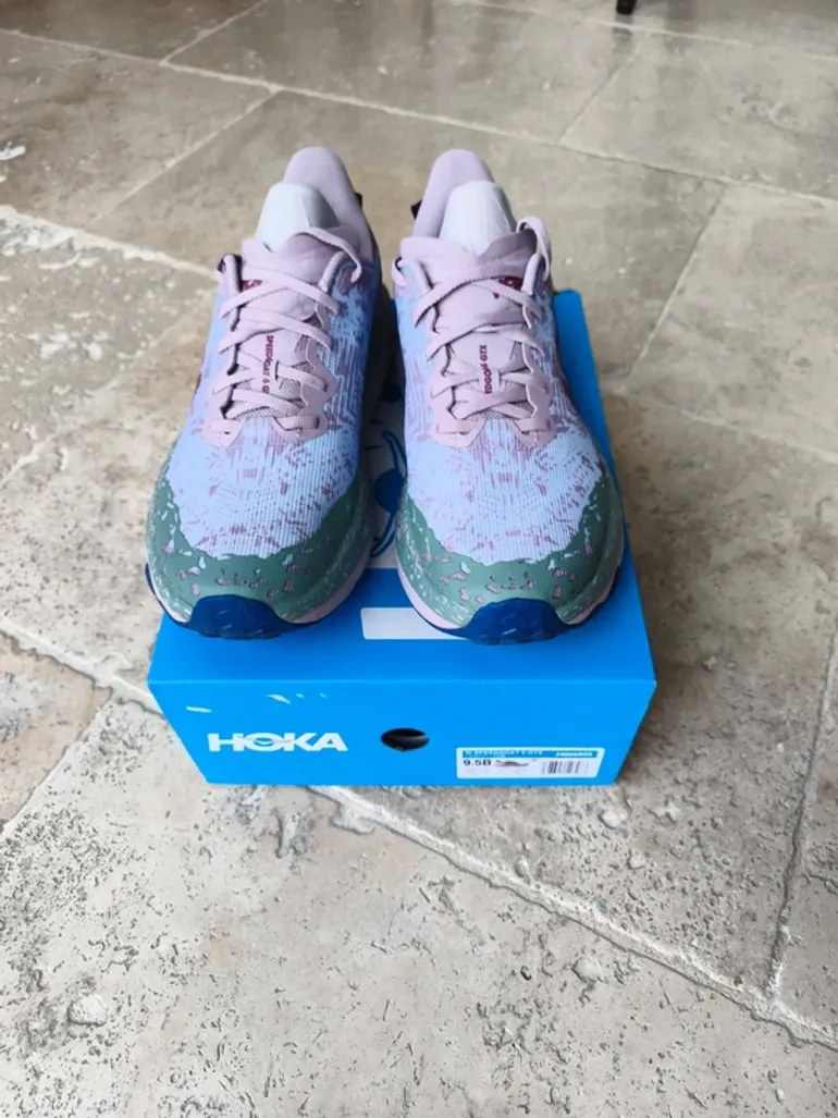Used Hoka Speedgoat 6 GTX bike — image 3 of 4