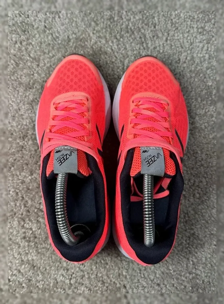 Used New Balance Wazee bike — image 4 of 10