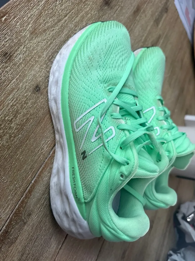 Used New Balance Fresh Foam 840 bike — image 2 of 6