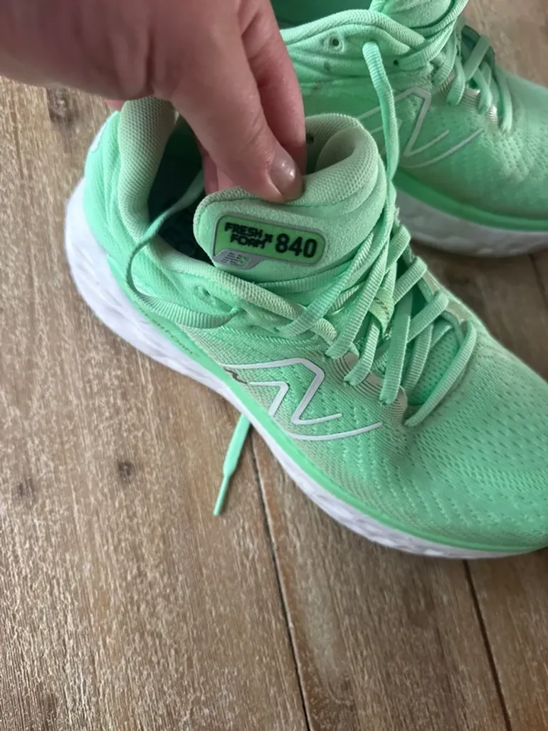 Used New Balance Fresh Foam 840 bike — image 5 of 6