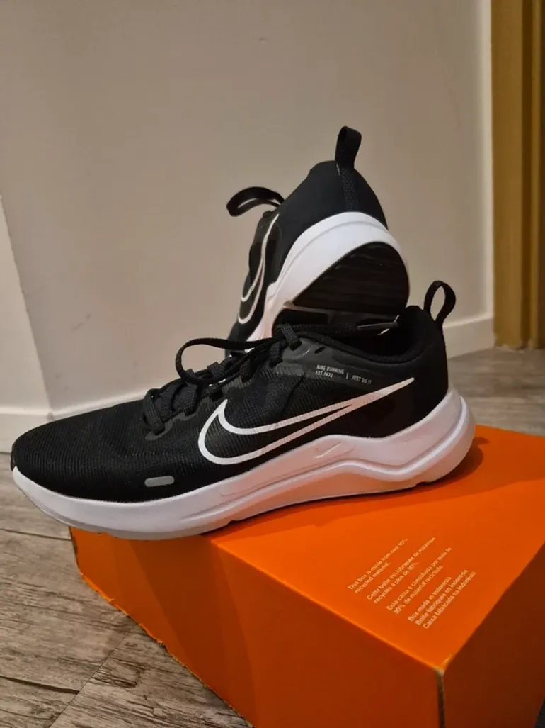 Gebrauchtes Nike Running Shoes bike — Bild 2 von 7
