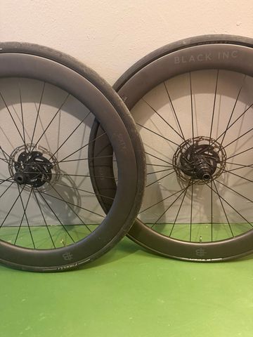 Käytetty Black Inc Sixty 2021 Wheels