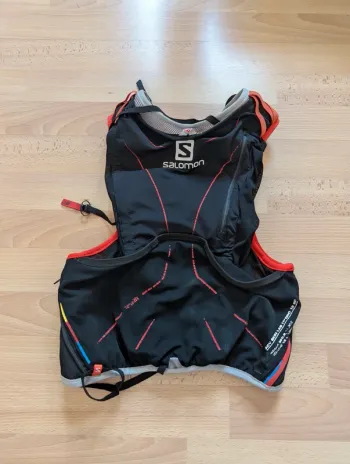 Used Salomon Adv Skin Lab Hydro 12 Set bike