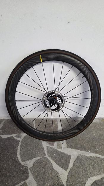 Brugt Mavic Cosmic SL 45 Disc 2023 bike — billede 2 af 5