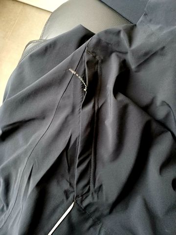 Used dhl Rain Jacket bike — image 7 of 7