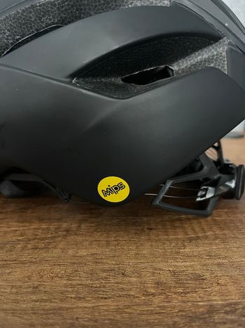 Brugt Bontrager Velocis Mips bike — billede 3 af 11