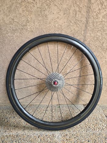 Roval Rapide CLX 32 bike usato — immagine 3 di 6