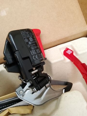 Brugt Sram Red D1 Front Derailleur 2024 bike — billede 2 af 6