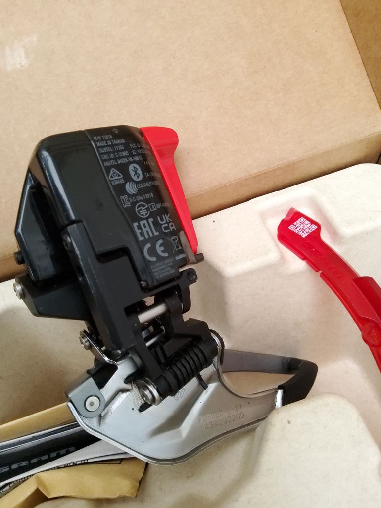 Brugt Sram Red D1 Front Derailleur 2024 bike — billede 2 af 6