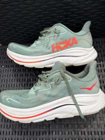Used Hoka Clifton 10 2026 bike — image 3 of 6