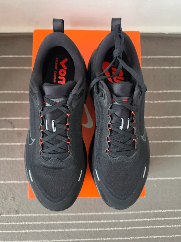 Used Premium Nike Vomero Plus bike — image 6 of 12