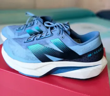Tweedehands New Balance FuelCell Rebel v4 bike